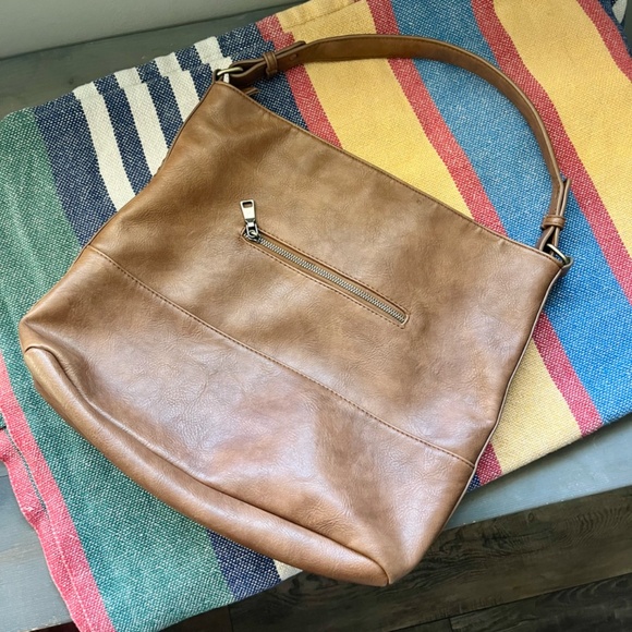 Antik Kraft Brown Vegan Leather Hobo Bag - Picture 4 of 9